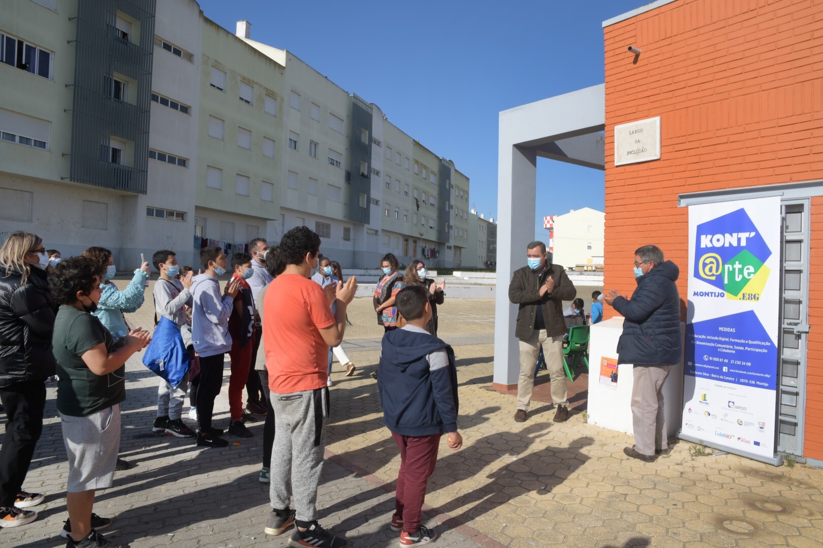 Projeto Kont´@rte-E8G dinamizou "Escolhas de Portas Abertas 2021" no Bairro da Caneira