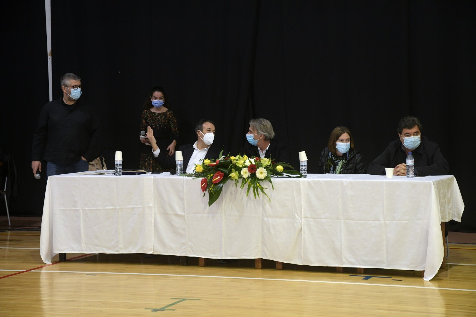 Banda democrática comemora aniversário adiado