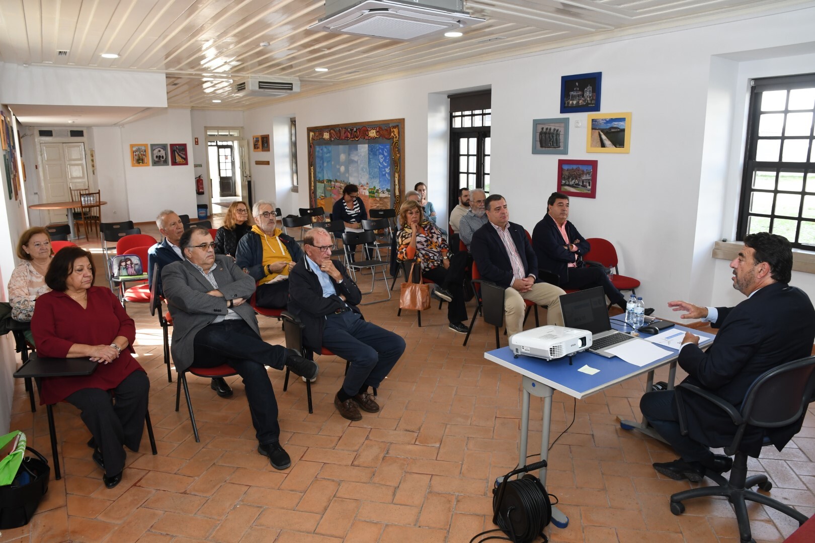 Aviação comercial em Portugal mote de conferência 