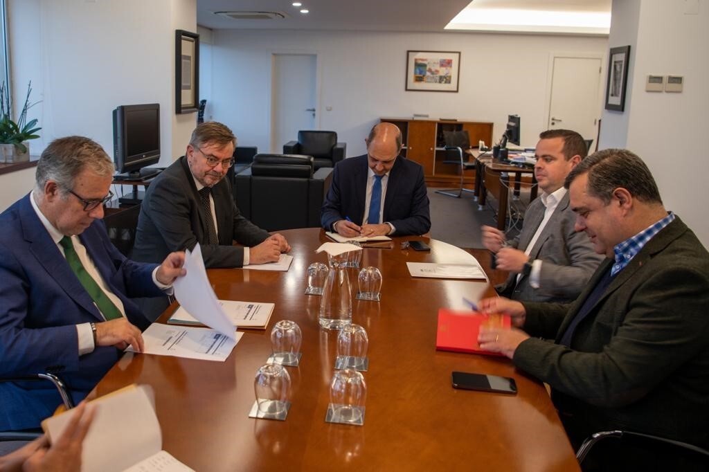 Presidente em audiência com Ministro da Saúde 