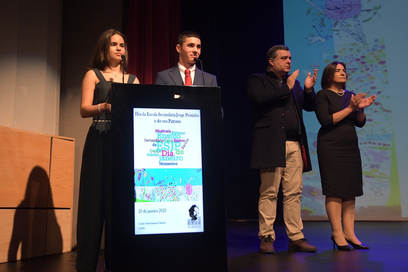 Escola Secundária Jorge Peixinho distingue valor e mérito