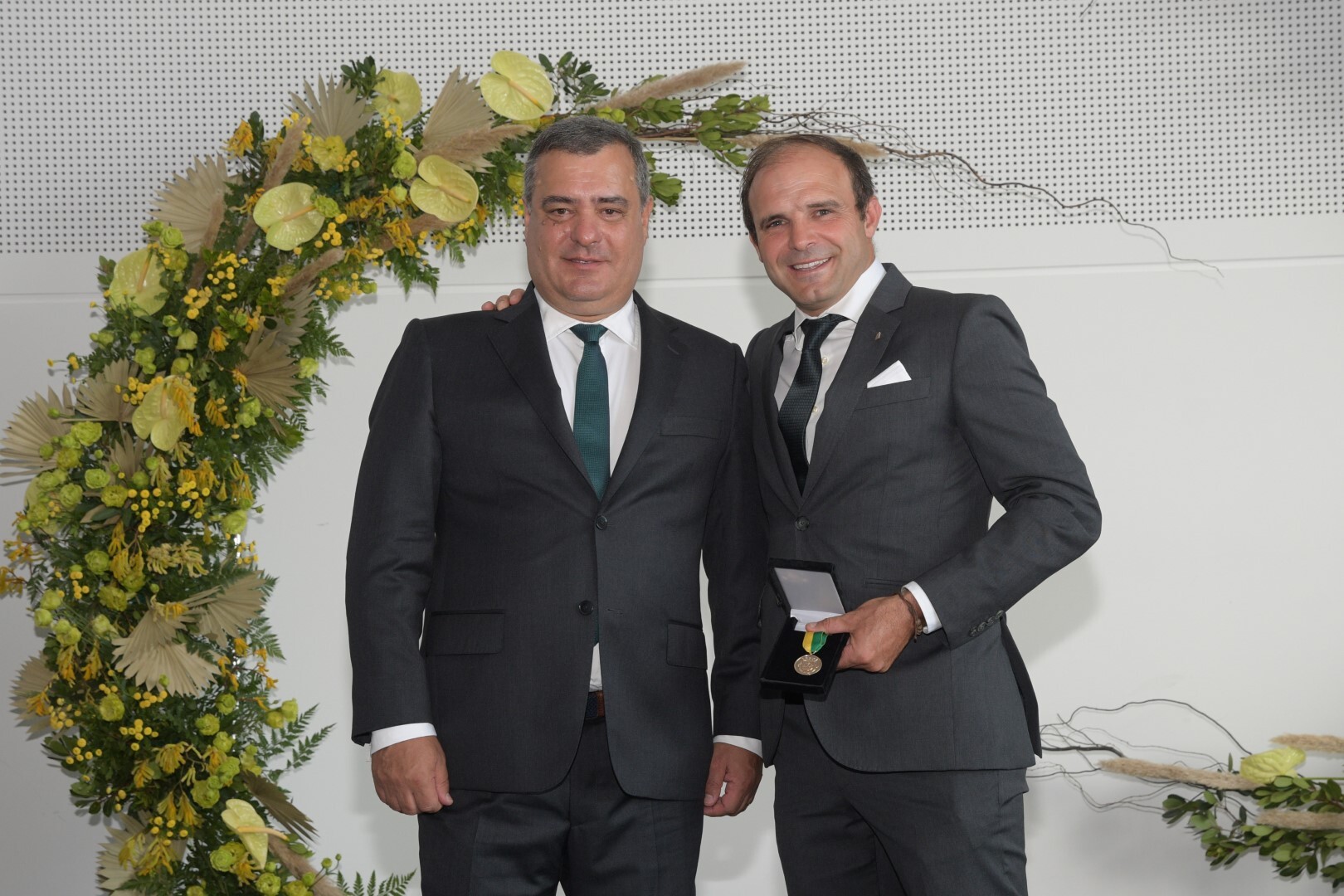 Cerimónia de Entrega da Medalha de Ouro vivida com emoção