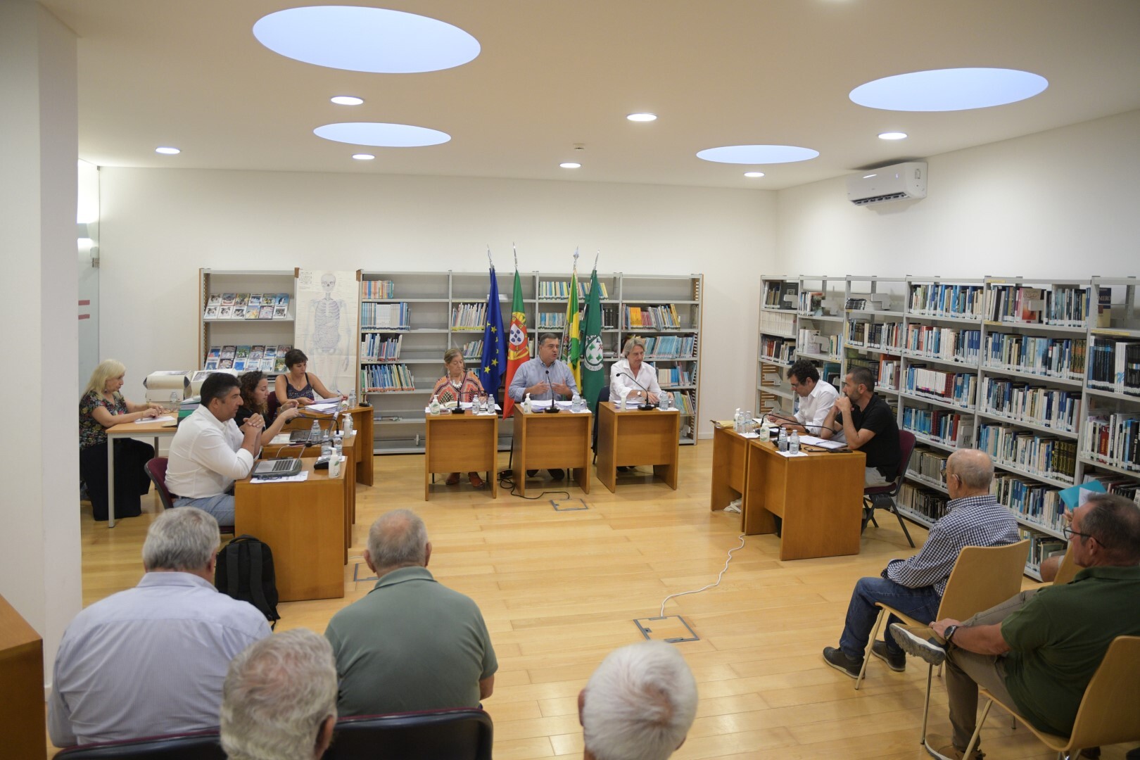 Pegões foi palco de reunião descentralizada