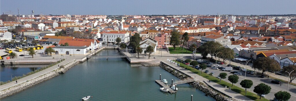 Passeio a bordo de Deolinda Maria no Dia Mundial do Turismo
