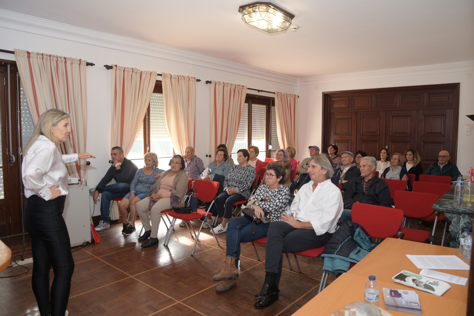 Sessão de Esclarecimento sobre Idadismo encerra comemorações do Dia Internacional da Pessoa Idosa 