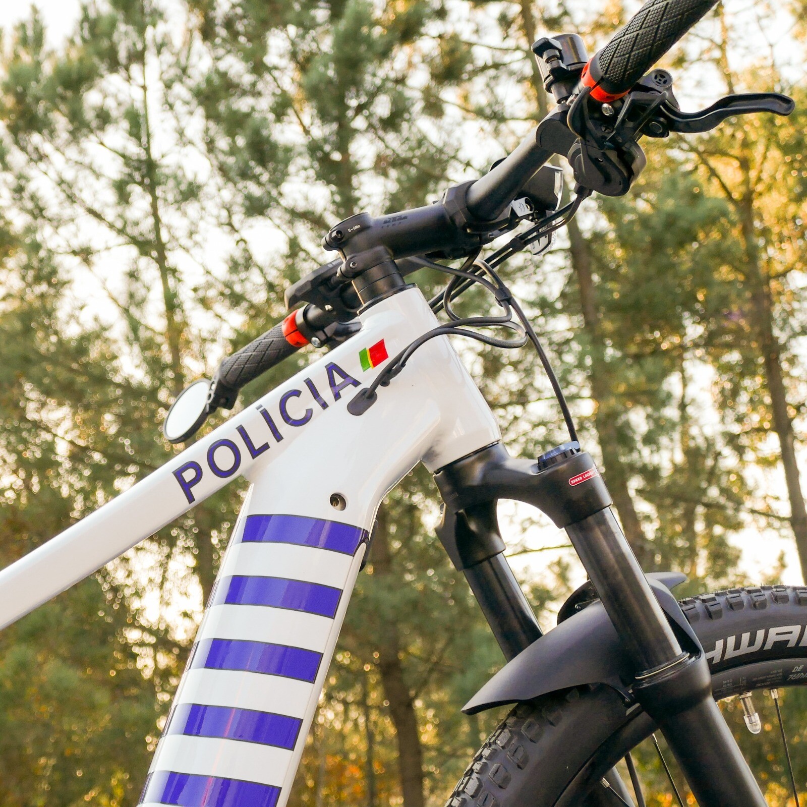 Autarquia oferta apoia constituição de equipa de ciclo patrulha da PSP