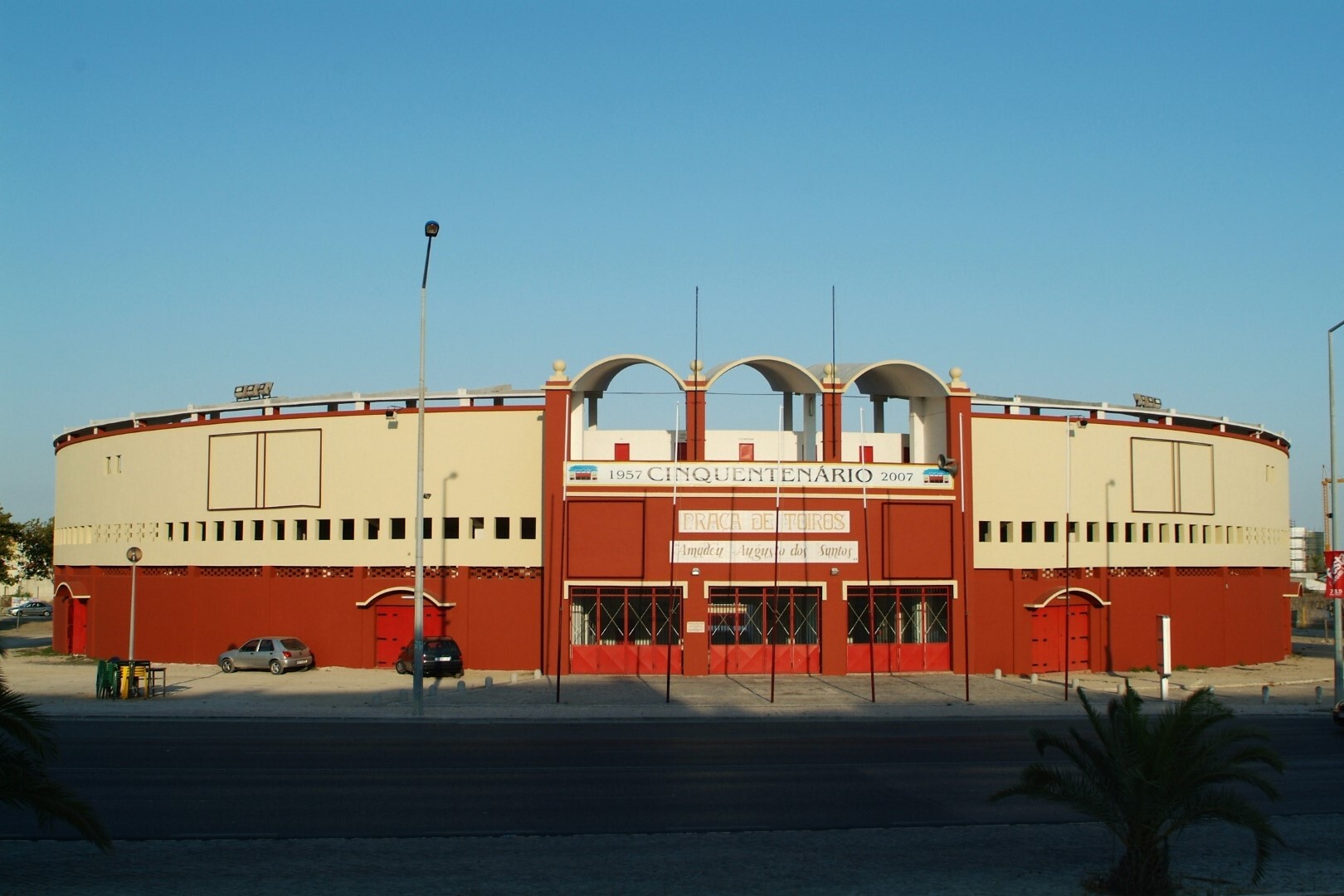 Obras na Praça de Toiros contam com apoio da autarquia